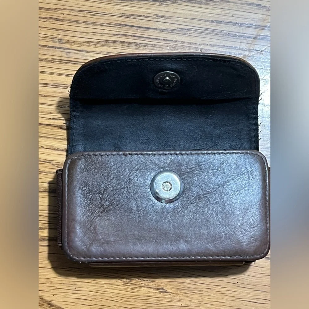 Vintage Il Bisonte Brown Leather Belt Wallet Snap Closure